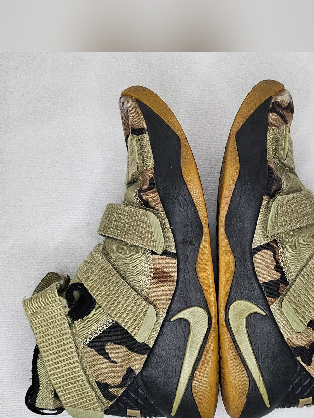 Kids Youth Boys Nike Zoom LeBron Soldier 11 XI Camo Print Green Sneakers Size 5Y